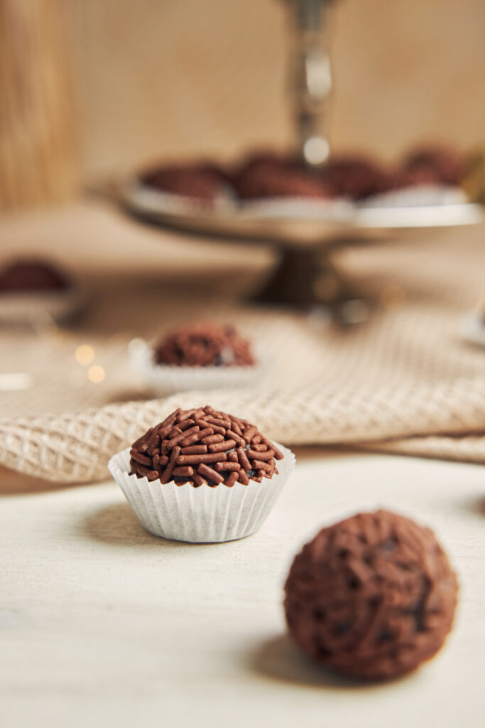 Brigadeiro de Leite Condensado: Doce Clássico com Toque Caseiro