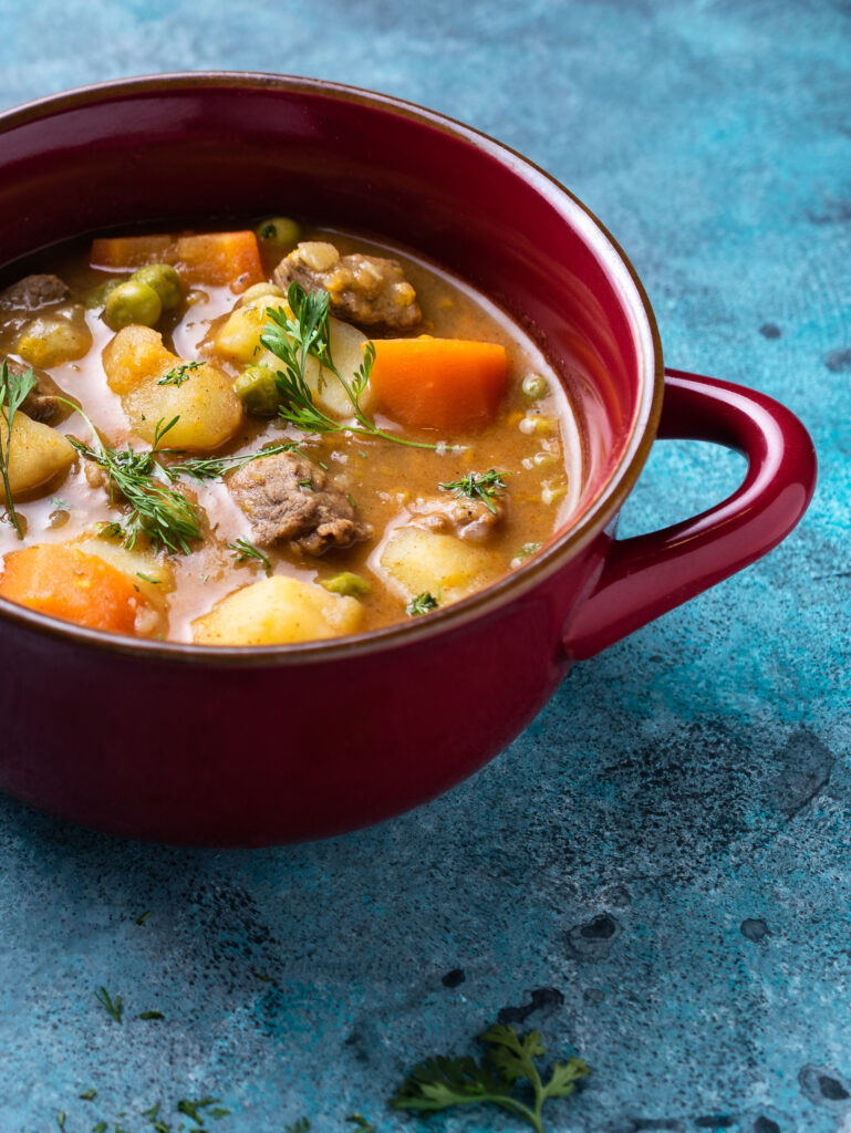 Sopa de Legumes com Carne de Sol: nutritiva e reconfortante