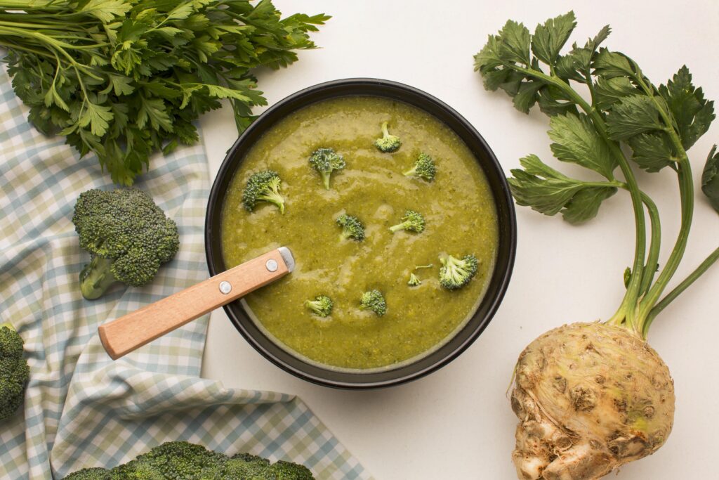 Caldo Verde Vegano: comfort food saudável e cheia de sabor